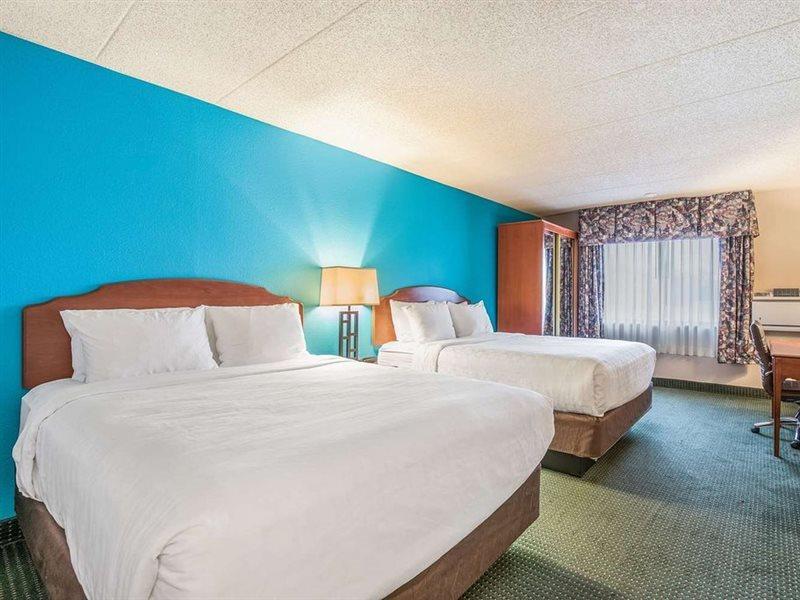 Americinn & Suites By Wyndham Baraboo Event Center Eksteriør bilde