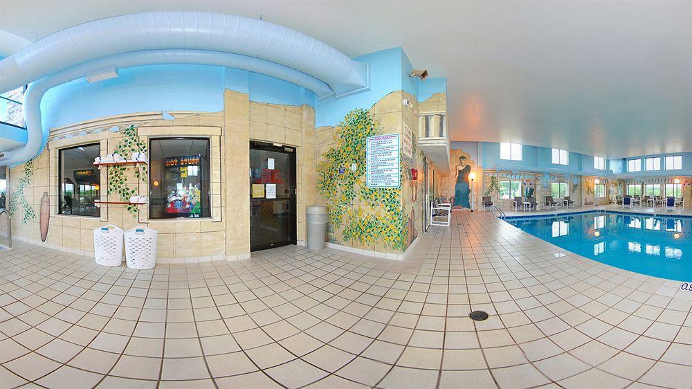 Americinn & Suites By Wyndham Baraboo Event Center Eksteriør bilde