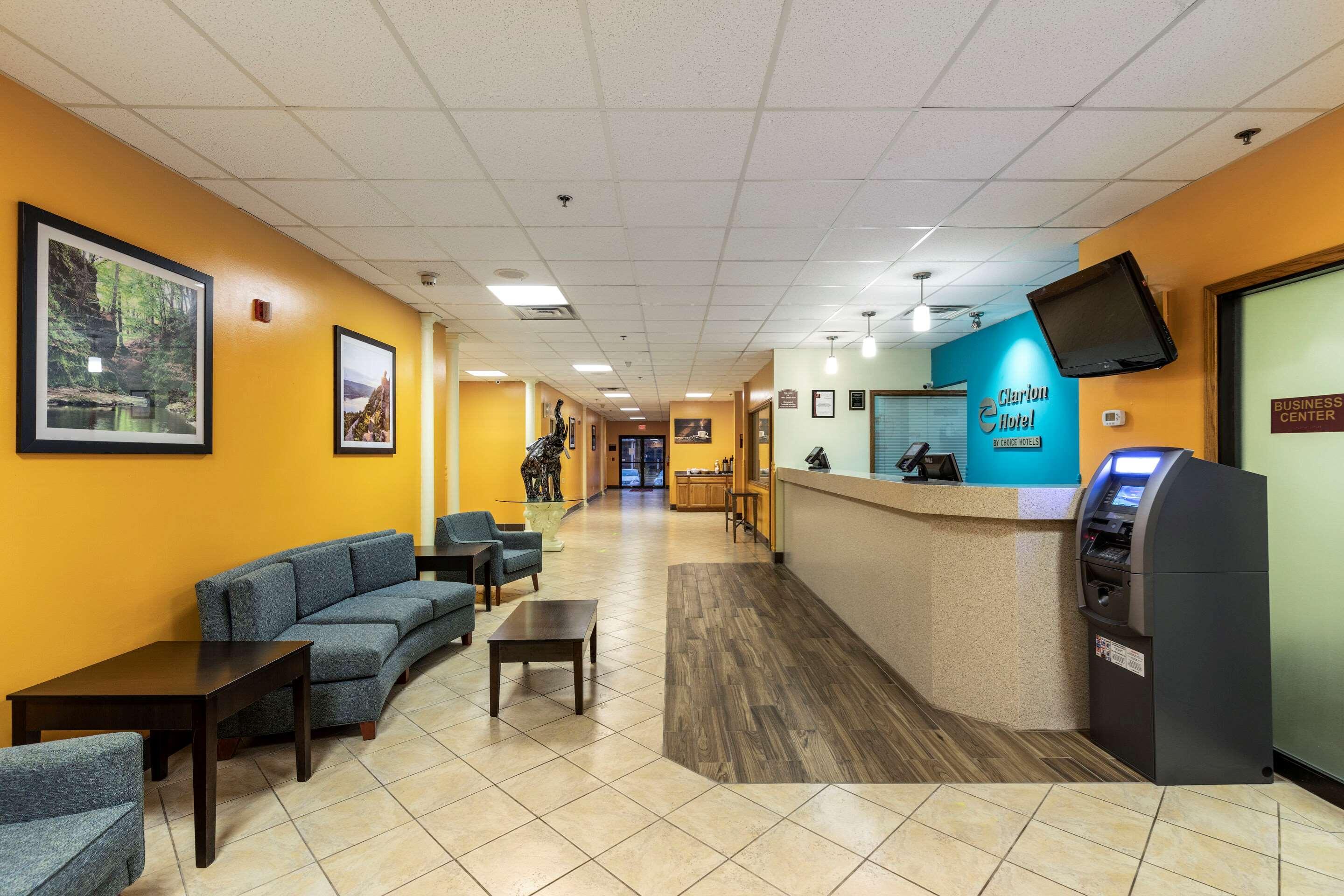 Americinn & Suites By Wyndham Baraboo Event Center Eksteriør bilde