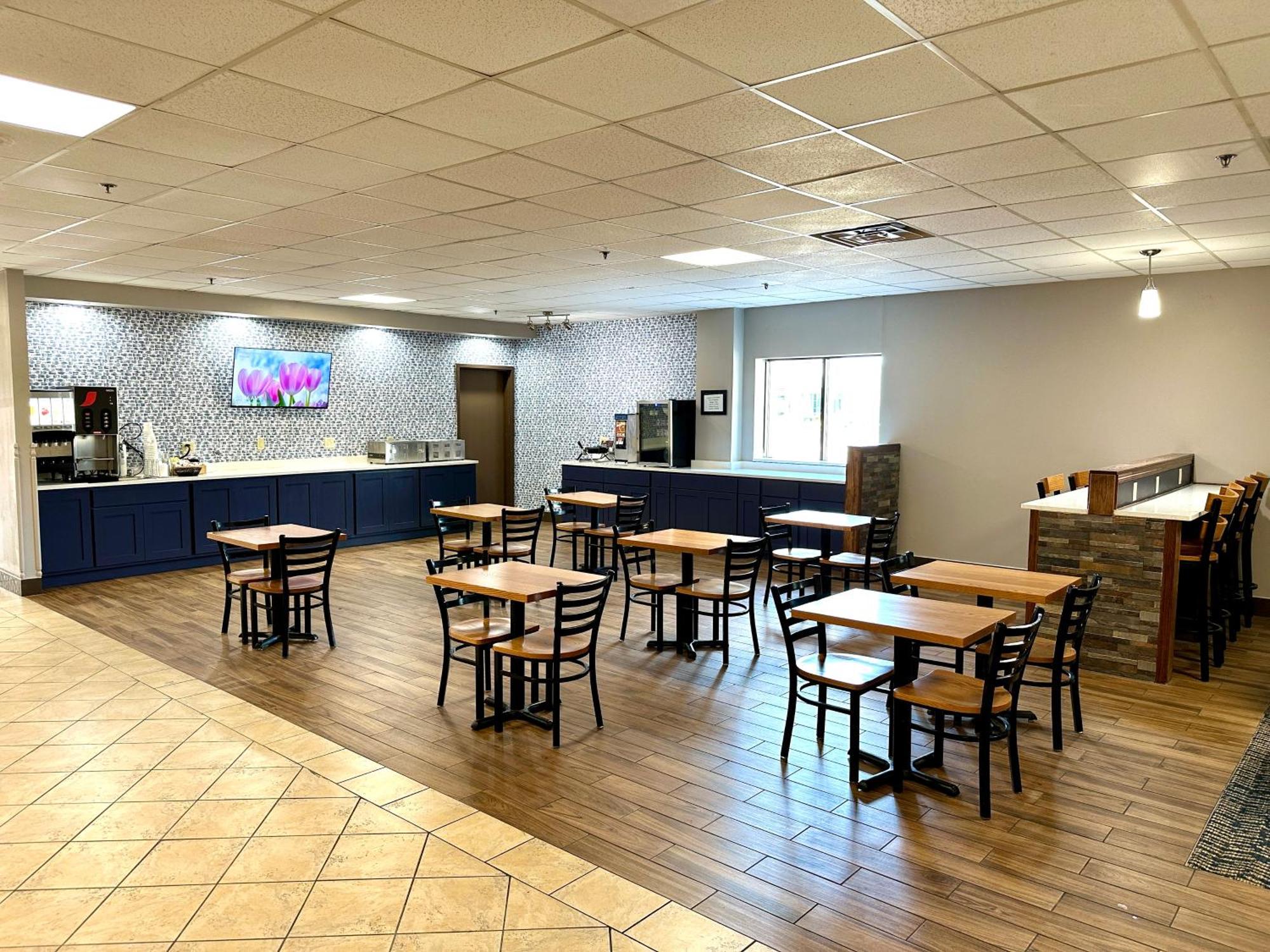 Americinn & Suites By Wyndham Baraboo Event Center Eksteriør bilde
