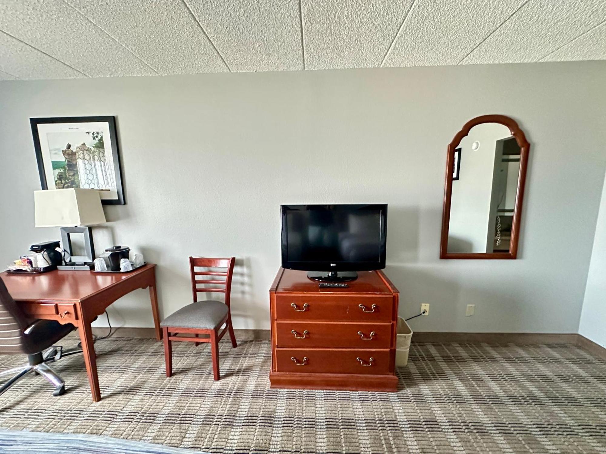 Americinn & Suites By Wyndham Baraboo Event Center Eksteriør bilde