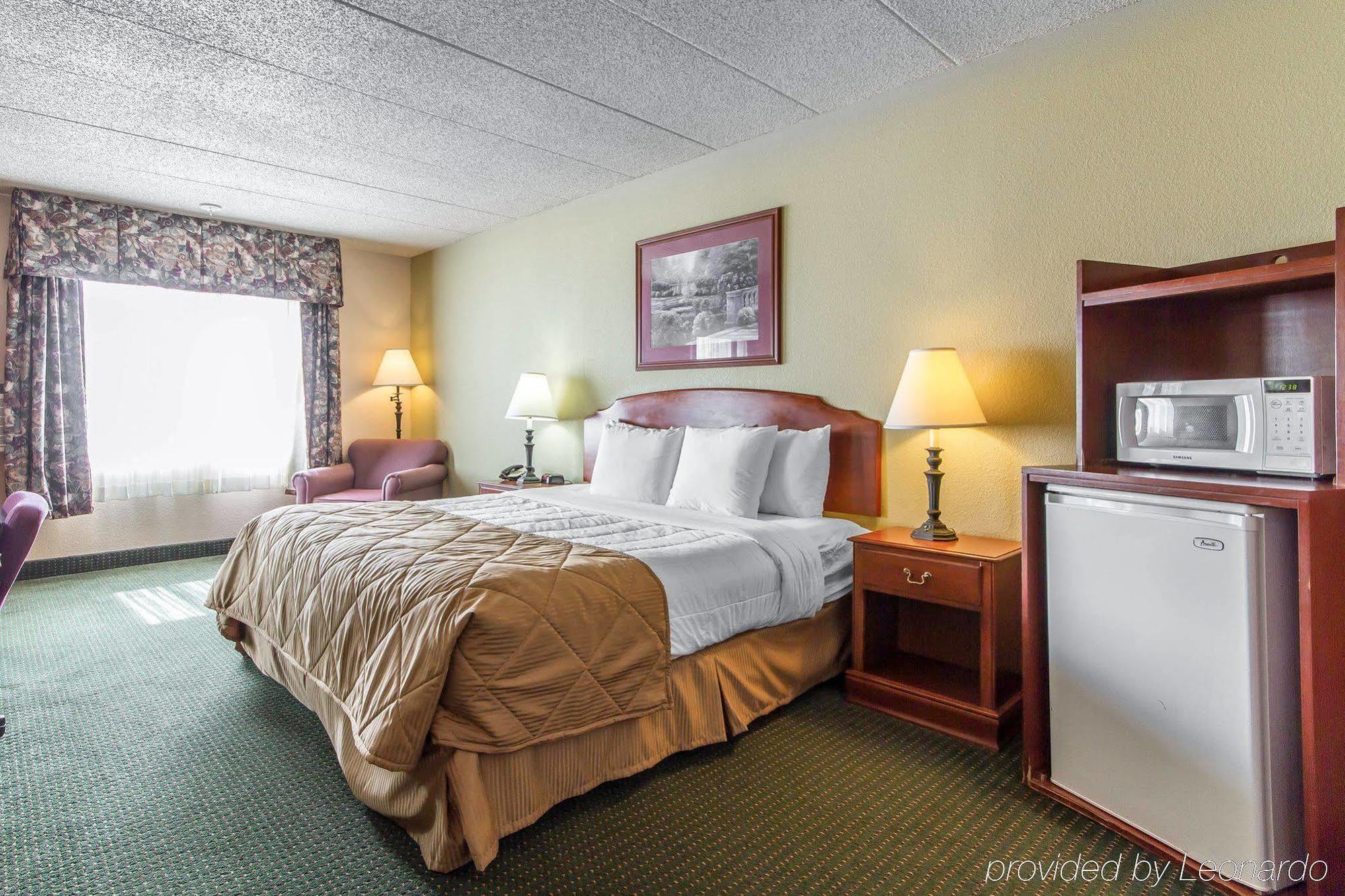 Americinn & Suites By Wyndham Baraboo Event Center Eksteriør bilde