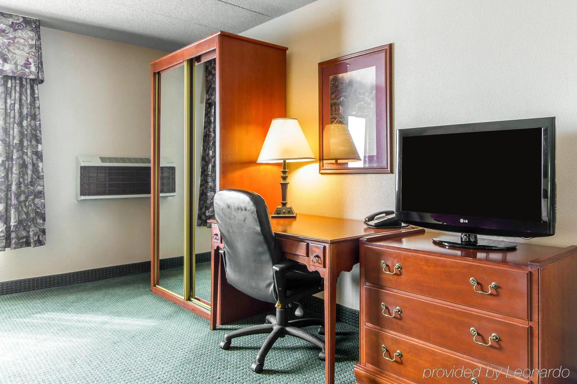 Americinn & Suites By Wyndham Baraboo Event Center Eksteriør bilde